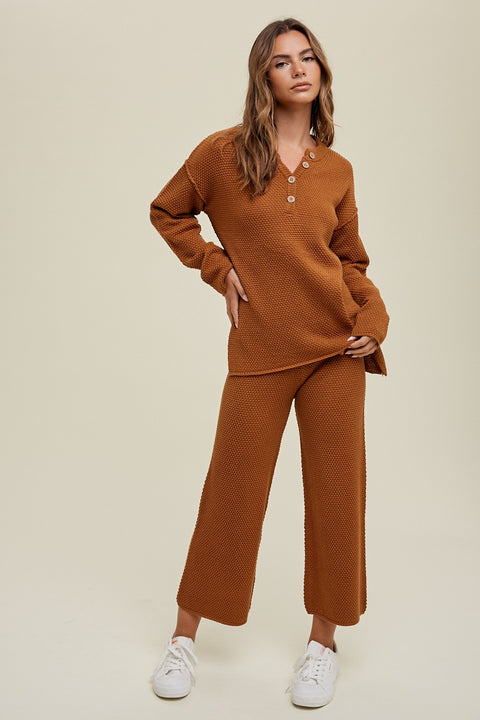 Textured Sweater w/Side Slit in Gucci
