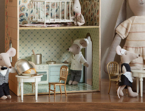Mouse Chair Gold