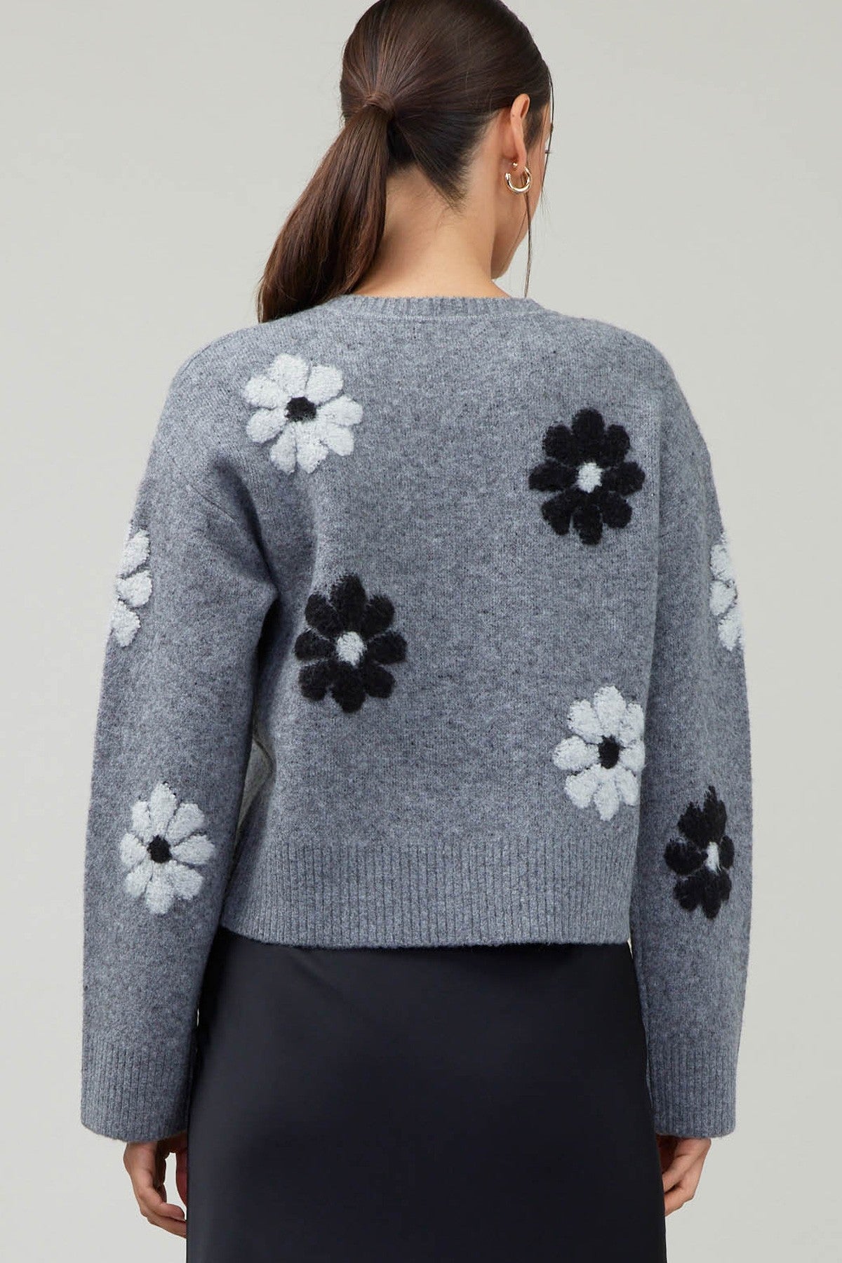 FLOWER SWEATER