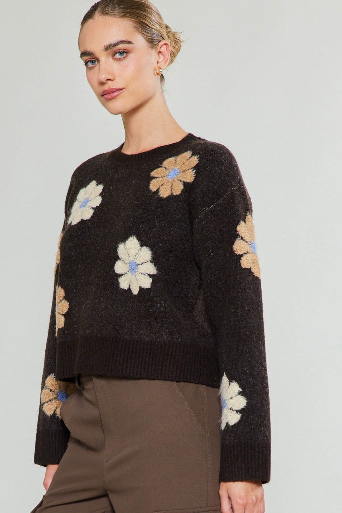 FLOWER SWEATER