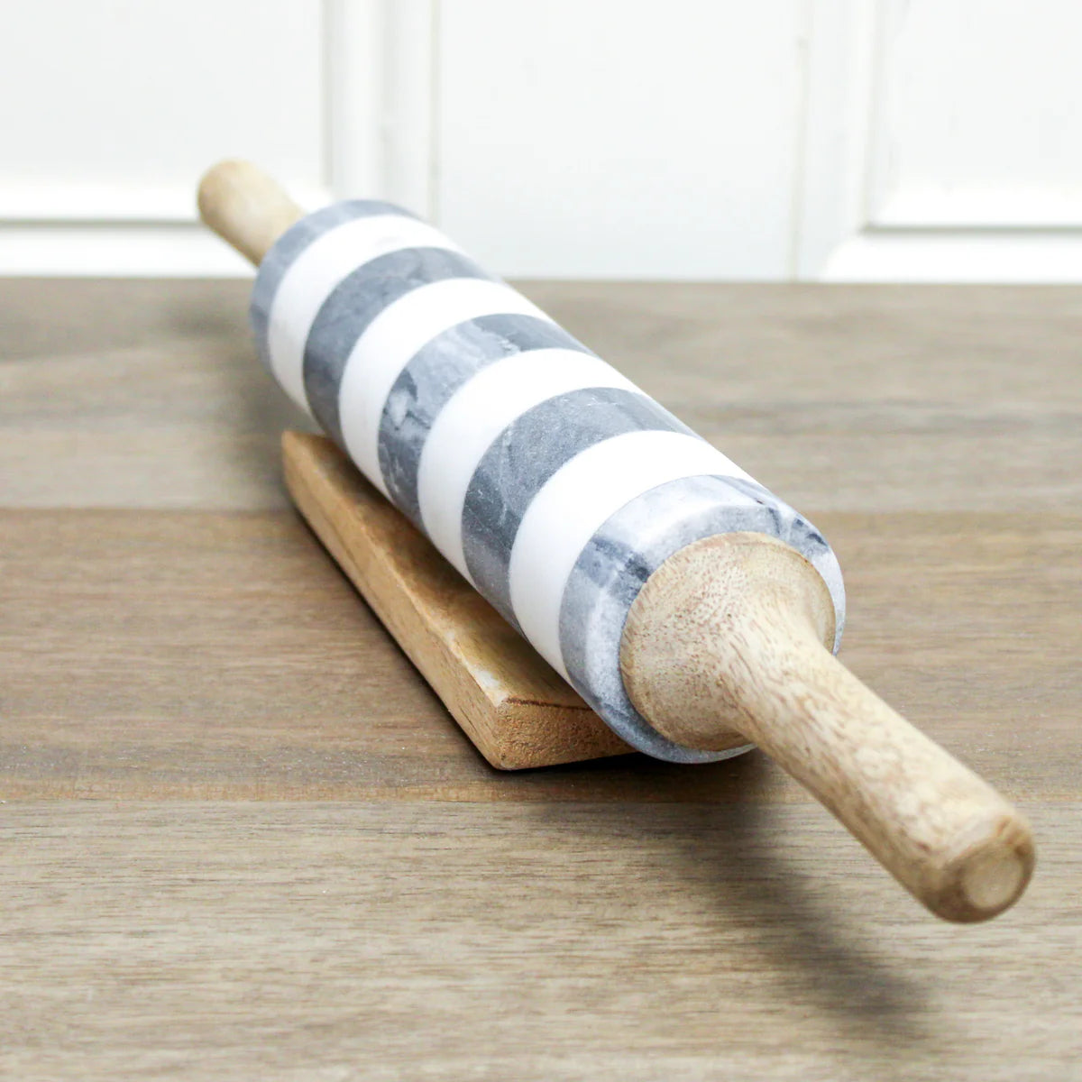 MARBLE STRIPED ROLLING PIN W/ MANGO WOOD HANDLES