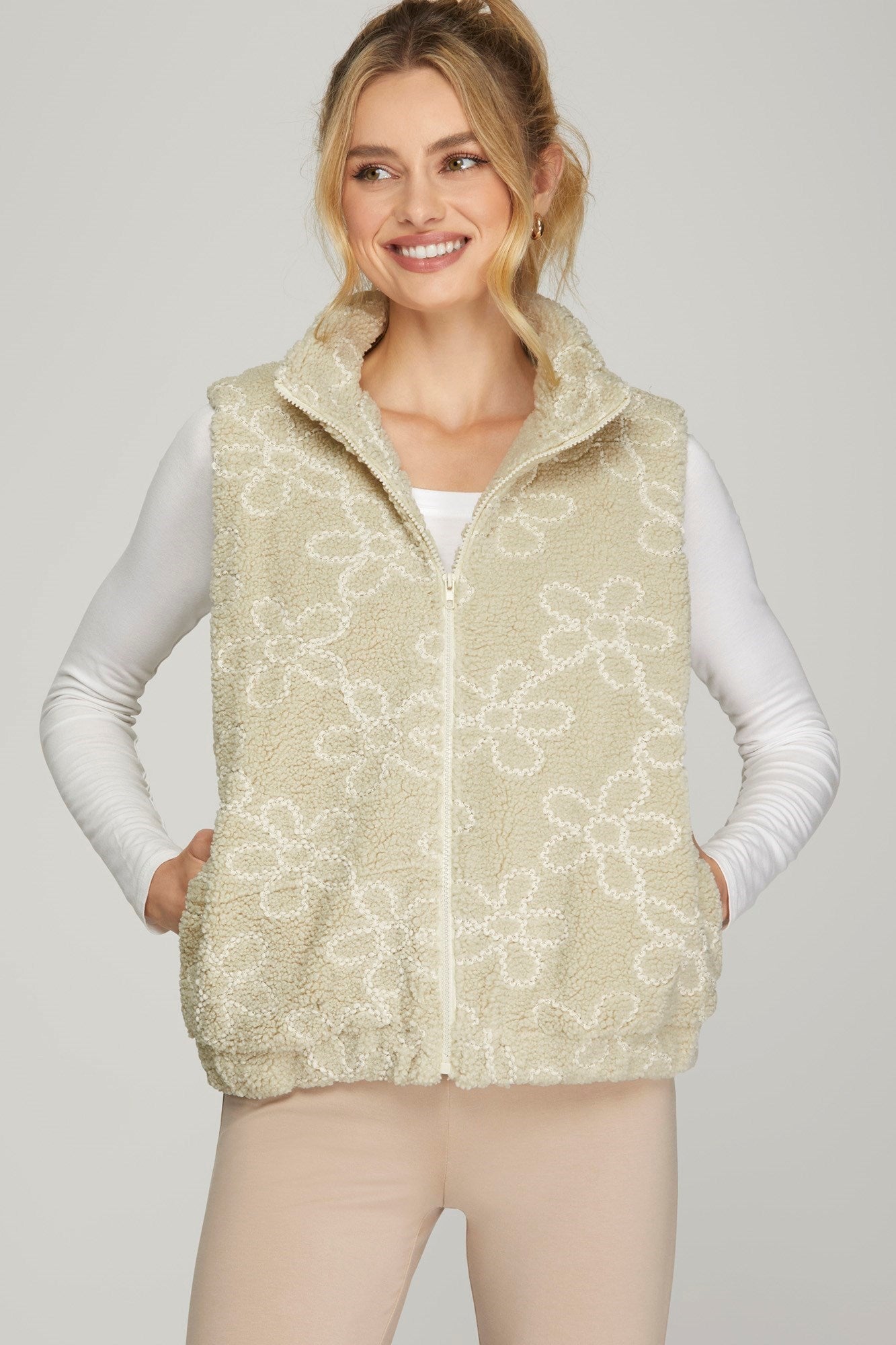 HIGH NECK ZIP UP TEDDY BEAR VEST