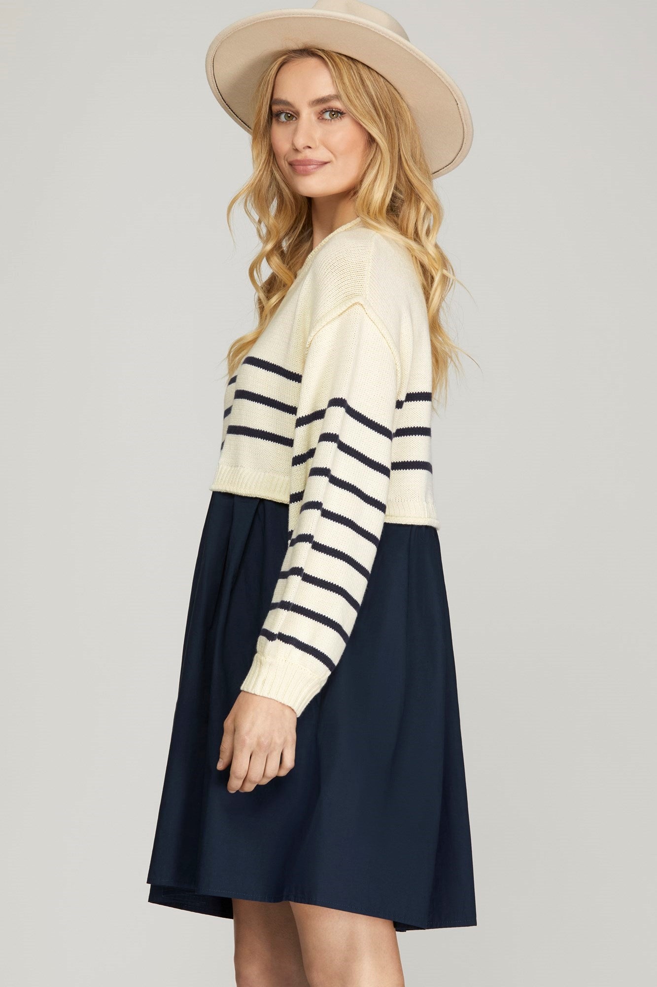 OVERSIZED STRIPED SWEATER DRESS COMBO