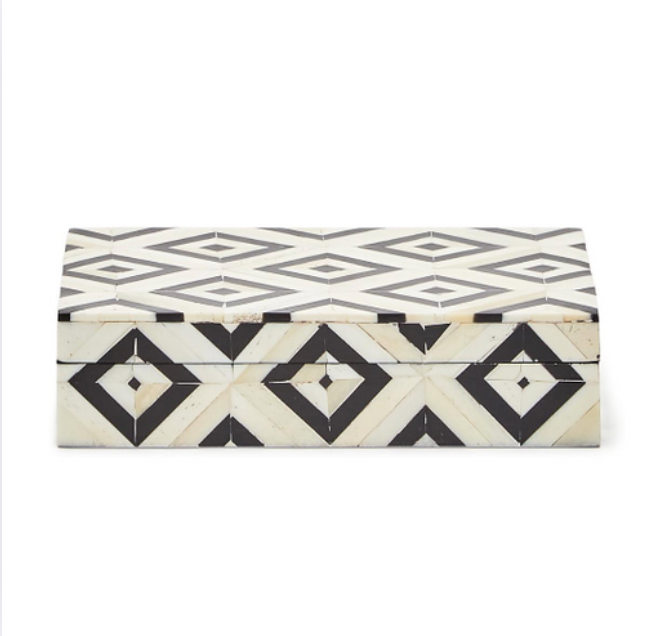 Blk/Wht Diamond Box Playing Cards