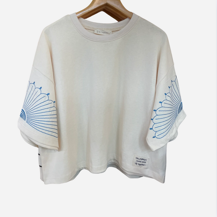 Top w/ Blue Emboidered Slvs cream