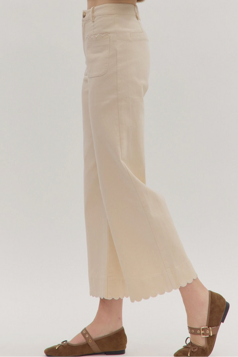 Scallop Detail Wide Leg Jeans