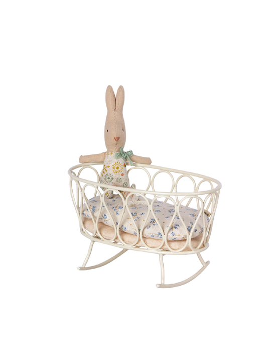 CRADLE WITH SLEEPING BAG