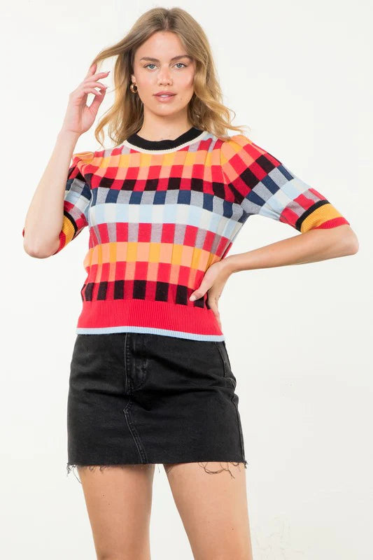 CHECKERED KNIT TOP