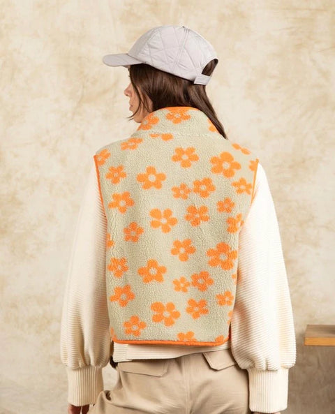 Floral Fleece Zip-up vest